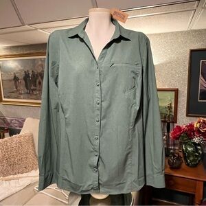 Duluth Trading Co Green Button Down Shirt